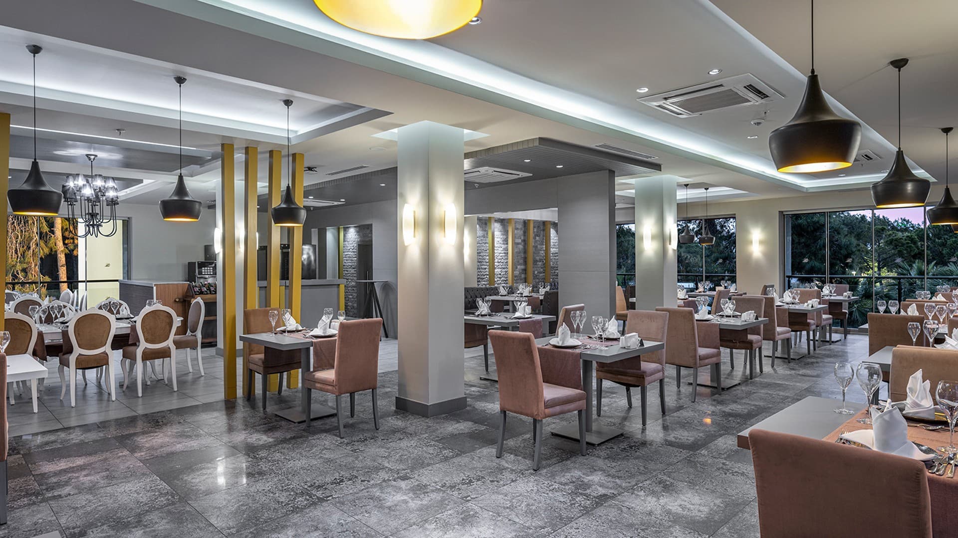 Dining – photo 5