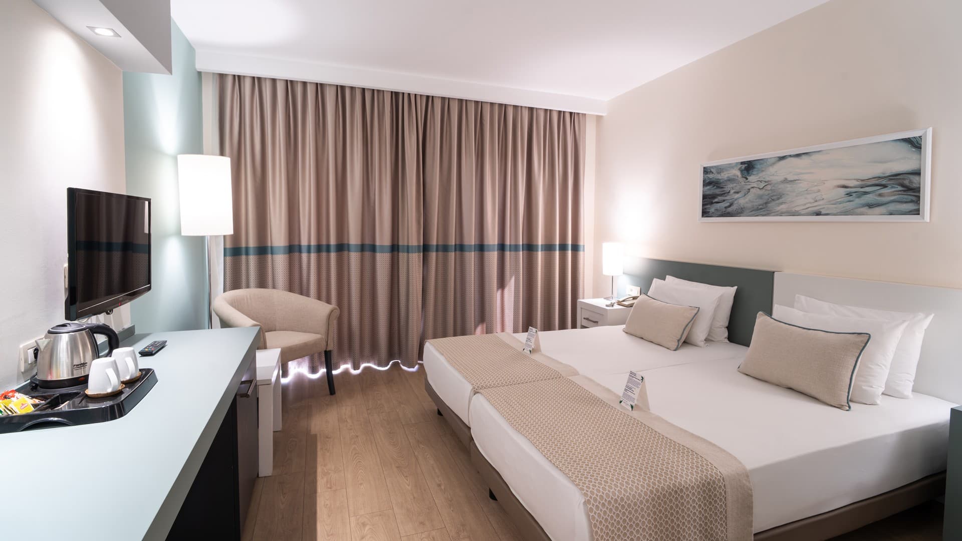 Arcanus Hotels Sorgun Family Suite deniz manzaralı balkon ve jakuzi